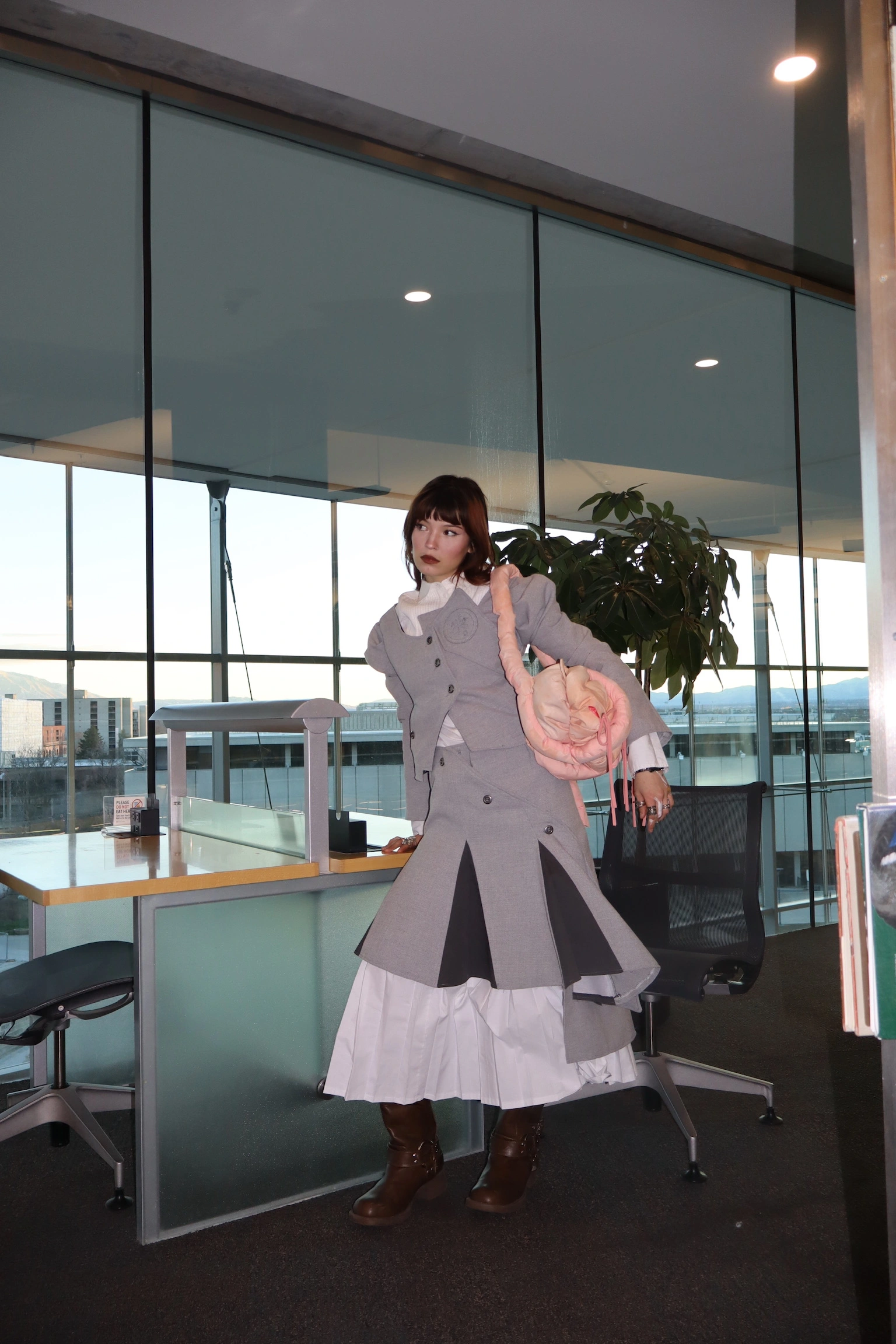 ant farm office detail